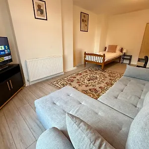 Enormous Family Flat Apartment
